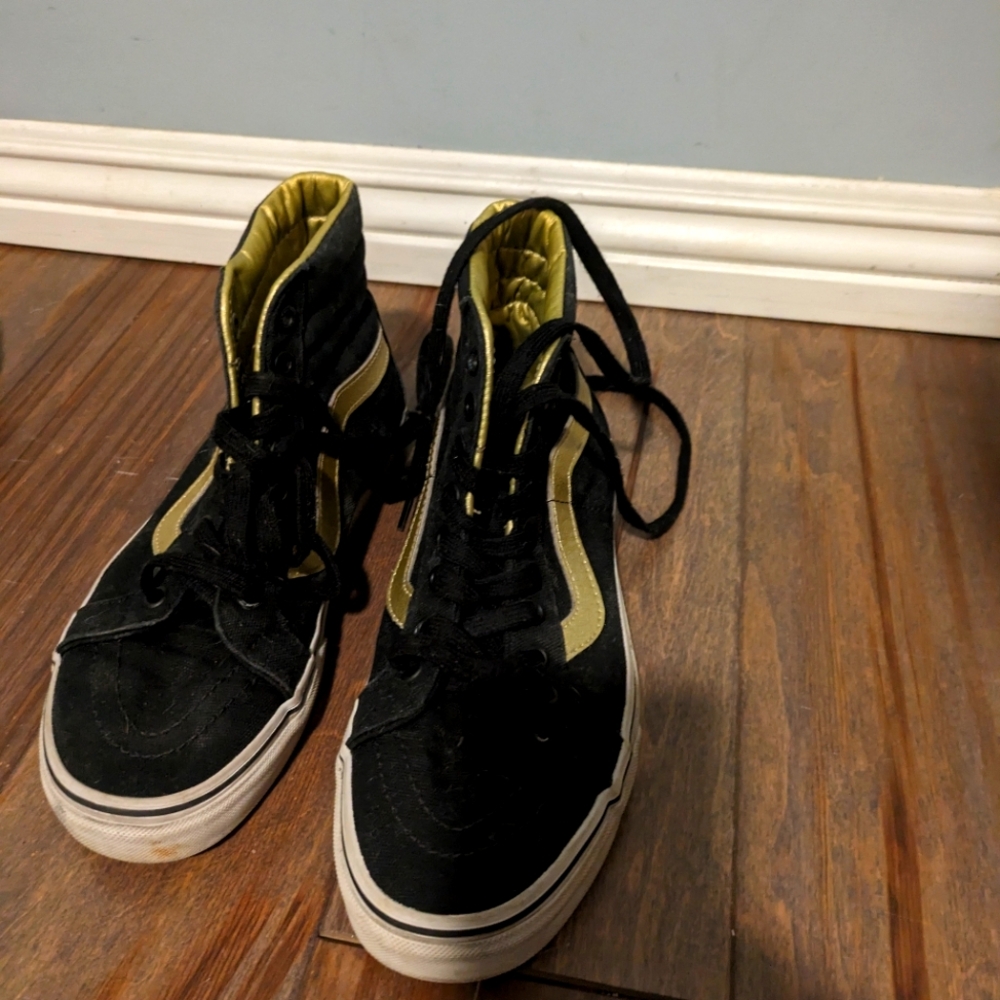 Black and Gold Vans Sk8-Hi